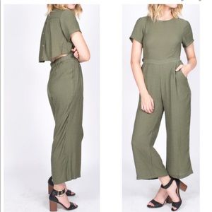 Mod Ref green jumpsuit (NWOT) Size L